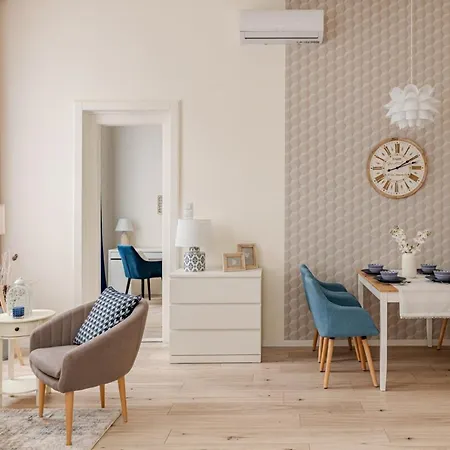 Apartment Luxury Huge - 92m2 - 3 Bedrooms - 3 Air Conditioners - Free Garage!!! Budapest