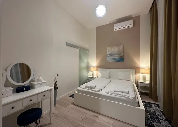 Luxury Huge - 92m2 - 3 Bedrooms - 3 Air Conditioners - Free Garage!!! * Budapešť