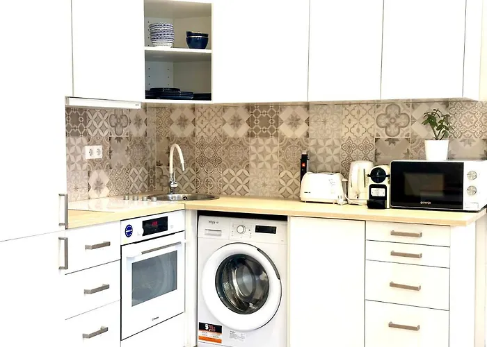 Luxury Huge - 92m2 - 3 Bedrooms - 3 Air Conditioners - Free Garage!!! Budapešť