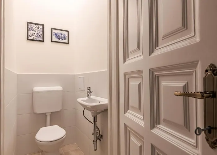 Luxury Huge - 92m2 - 3 Bedrooms - 3 Air Conditioners - Free Garage!!! Apartmán Budapešť